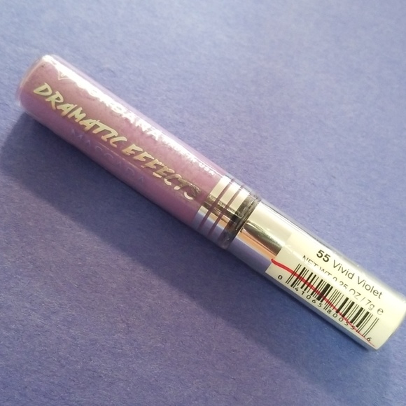 Mascara - Picture 1 of 2